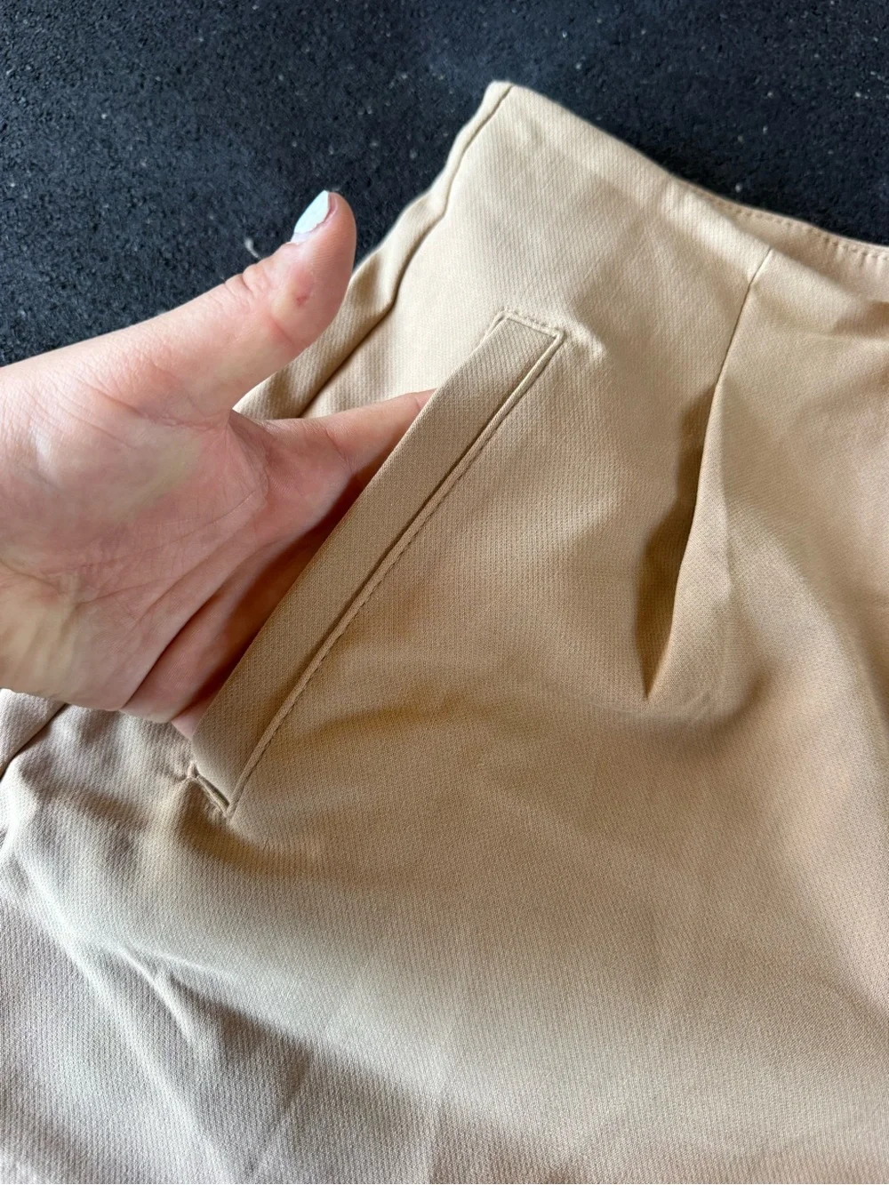 High-Waist Cream Tailored Women’s Shorts - Picture 2 of 3